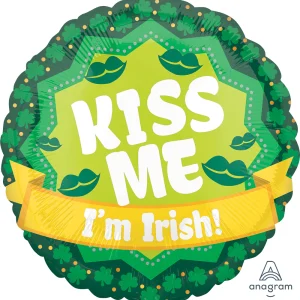 St Patrick's Kiss Me I'm Iris 18" Mylar Balloon